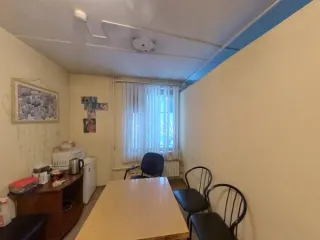 Нежилое помещение по адресу: г. Москва, шоссе Сколковское, д. 20, пом. 1Н, площадью 142,9 кв. м. (Этаж № 1), кадастровый номер: 77:07:0008005:10176. Назначение нежилого помещения: Бытовые услуги. Общая площадь: 142.9.