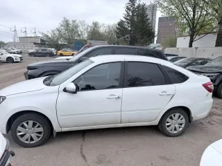 Lada Granta лифтбек, 2023, VIN XTA219140R0512752, находится в залоге у АО «Авто Финанс Банк». На имущество наложены ограничения в виде запрета на регистрационные действия. Недостатки: автомобиль находится на стоянке у банка АО «Авто Финанс Банк». Ознакомление с имуществом осуществляется по месту…