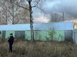 Земельный участок 55960 +/- 2069 кв.м, кад. № 58:08:0090602:45. Местоположение установлено относительно ориентира, расположенного за пределами участка. Ориентир — каменное здание. Участок находится примерно в 970 м от ориентира по направлению на юго-запад. Почтовый адрес ориентира: Пензенская обл…