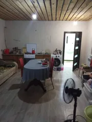 Продается 1/2 доля квартиры и 1/2 доля земельного участка в Ростовской области. Объекты расположены по адресу: Россия, Ростовская область, Ремонтненский район, село Ремонтное, улица Ленинская, дом 206, квартира 1. Земельный участок площадью 1040 кв.м., кадастровый номер 61:32:0010106:90. Жилое…