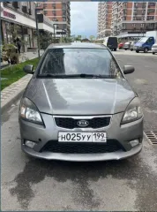 Kia Rio, 2009 года, 97 лс, 180000 км, АКПП. Автомобиль Kia Rio, идентификационный номер (VIN): KNADH411ВА6608729, тип ТС: легковой комби (хэтчбек), категория ТС: В, 2009 г. выпуска, цвет: серый, мощность двигателя: 97 л.с. / 71,3 кВт, экологический класс: третий. Государственный регистрационный…
