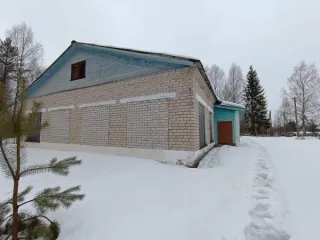 Здание бани, кадастровый номер 35:12:0201021:141, назначение: нежилое, площадью 44,1 кв. м, по адресу: Вологодская область, Харовский р-н, с. Шапша, д. 2. Стационарное отделение, кадастровый номер 35:12:0201021:142, назначение: нежилое, площадью 300,5 кв. м, по адресу: Вологодская область…