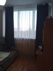 Трехкомнатная квартира общей площадью 65,5 кв. м., адрес: Калининградская обл., г. Калининград, пр-кт Мира, д. 136, кв. 23; кадастровый номер 39:15:141309:2024, этаж: 3. Обозначение местонахождения недвижимости, указанное на карте, сформировано системой ЭТП при формировании извещения о проведении…