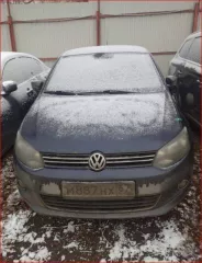 Volkswagen Polo, 2014 год, VIN: XW8ZZZ61ZEG071033, цвет кузова: темно-синий. Двигатель: CFN 561586, объем 1598 см³, мощность 105 л.с. (77 кВт), экологический класс 4. Тип: легковой седан.