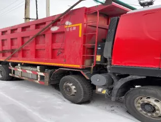 Автомобиль-самосвал Hongyan CQ3406HV39, VIN LZFF31T68MD037381, 2021 года выпуска, гос. рег. знак Р701МН142. Отсутствуют ключи.