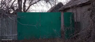 Доля ¼ жилого дома 47,3 м² с участком 2300 м², Ростовская обл. ¼ в праве собственности на жилое здание, общей площадью 47.3 кв.м., кадастровый номер: 61:18:0030201:328, расположенного на земельном участке, общей площадью 2300 кв.м., кадастровый номер 61:18:0030201:32, категория земель - Земли…
