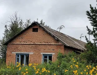 Нежилое помещение, расположенное по адресу: Кемеровская область – Кузбасс, Юргинский муниципальный округ, д. Кожевниково, ул. Клубная, д.4, кв.2, площадь 51,2 кв.м., с кадастровым номером 42:17:0101007:177. Год ввода в эксплуатацию: Нежилое. Вид ограничений и обременений: Отсутствует. Кадастровый…