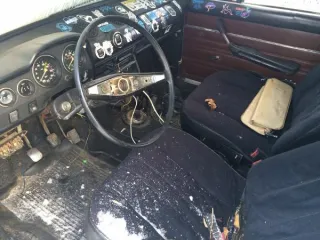 ВАЗ 2106 1995 года выпуска, госномер М755МН 54, VIN XTA210610S3431243, документы и ключи отсутствуют. Toyota Platz 1999 года выпуска, госномер А095ВК154, номер кузова SCP110003343, документы и ключи в наличии. Лада Калина 2011 года выпуска, госномер А423ОЕ154, VIN ХТА111730В0139421, документы и…