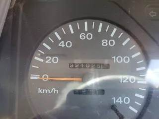 Nissan Atlas 1992 года, государственный номер Р322КЕ124. VIN отсутствует.