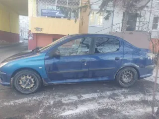 Peugeot 206, 2009 г.в., VIN VF32BKFWA72803923, госномер Х201ЕВ55.