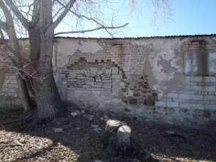 Здание, жилой дом, S=53,6 кв.м., кад.№ 74:11:0904003:123, Челябинская обл., р-н. Кизильский, п. Урал, пер. Зеленый, д. 10; Земельный участок, S=2075,5 кв.м., кад. №74:11:0904003:23, Челябинская обл., р-н. Кизильский, п. Урал, пер. Зеленый, д. 10, земли населенных пунктов
