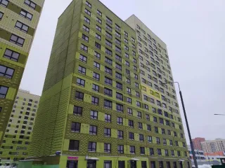 Жилое помещение 93.6 кв. м, Москва, по адресу: г. Москва, ул. Маресьева, д.12, корп.3, кв.35, общей площадью 93,6 кв. м, (Этаж №8), кадастровый номер 77:16:0010105:32033. Вид жилого помещения: Жилое. Общая площадь: 93.6.