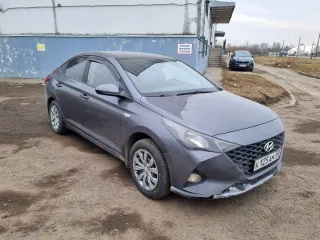 Hyundai Solaris 2021, автомобиль марки Hyundai модель Solaris 2021 г.в., VIN-номер Z94K241CBMR281531, по предварительной записи у организатора торгов, Екатерининская улица, 3/4, Мурино, Всеволожский район, Ленинградская область.