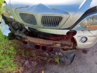 Kia Sorento 2008 года, универсал. VIN: XWKJC525880005418, модель JC 5258. Цвет кузова: яркое серебро. Двигатель: бензиновый, 4-х тактный, впрысковой, номер G6DB 7H004711, объем 3342 куб.см, мощность 247.5 л.с. (182 кВт). Категория ТС: В. Кузов № KNEJC525875776417, шасси отсутствует.