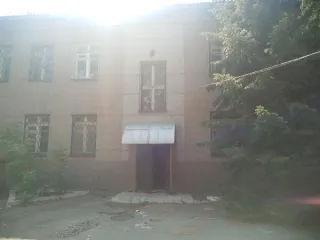 Земельный участок 4218,3 м² с административным зданием, гаражом и хозяйственной постройкой, Оренбургская область. Продажа по минимально допустимой цене земельного участка, кадастровый номер 56:43:0206035:1, местоположение: обл. Оренбургская, г. Орск, ул. Албанская, на земельном участке расположено…