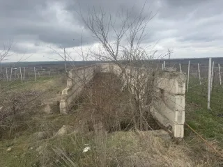 Земельный участок 4000 кв.м, нежилые здания 742,4 и 236,4 кв.м, Кабардино-Балкарская Республика. Земельный участок 4000 кв.м - Нежилое здание, кадастровый номер 07:02:0800000:1513, площадь 742,4 кв.м, адрес: КБР, Зольский район, с. Малка, ул. Хуранова, д. б/н; - Нежилое здание, кадастровый номер…