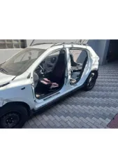 Kia Rio 2017, 122,6 л.с., АКПП, легковой автомобиль, марка: Kia Rio, год изготовления: 2017, цвет: белый, VIN: Z94C351BBJR000255, г/н: 2017, мощность двигателя, л.с. (кВт): 122,6 (90,2)