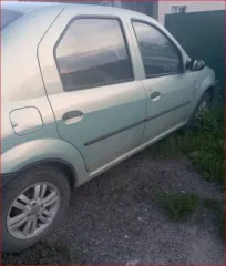 Renault Logan 2006 года. Автомобиль легковой, марка Renault, модель Logan (SR), VIN: X7LLSRAGH8H060863, гос. рег. номер С442ВЕ58, год изготовления 2006.