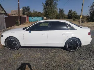 ранспортное средство AUDI A4, 2010 г.в., VIN XW8ZZZ8KXAG200033, Модель, № двигателя: CDN 079372, Кузов  коляска  №: XW8ZZZ8KXAG200033, цвет белый, г/р/з Х642ЕО761, масса 2015/1572, мощн. двиг. 179 л.с. Находится в залоге у ПАО «БыстроБанк».