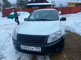 Автомобиль LADA 219010. Государственный регистрационный знак Е292ХК159. VIN ХТА21901060403288. Тип ТС легковой седан. Год выпуска 2016. Цвет белый. ПТС 630Е 370108. СТС 99 60 647628. Требуется капитальный ремонт двигателя. Автомобиль после аварии. Автомобиль не на ходу.