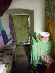 Квартира 40,9 кв.м. Свердловская обл., г. Красноуфимск, ул. Куйбышева, дом 30, квартира 2. Находится в долевой собственности, размер доли: 1/2.