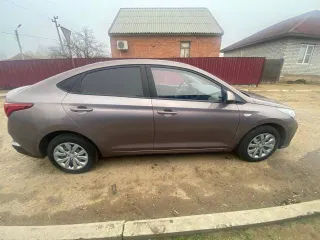 Hyundai Solaris 2021 года, 123 лс, 130 000 км, АКПП, легковой автомобиль, марка: HYUNDAI, модель: SOLARIS, год изготовления: 2021, VIN: Z94K241CBMR275585, г/н: Н283НВ30