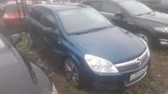 Опель Астра, г.р.з. О359УМ29, 1 шт. + Автомобиль ВАЗ 21102, VIN XTA2110203058820, 1 шт. + Трактор марки Беларусь ЮМЗ-6КЛ без г.р.з., 1 шт. + Бортовой прицеп без г.р.з., 1 шт. Единый лот. Сопроводительные документы отсутствуют. Опель Астра, г.р.з. О359УМ29, 1 шт. + Автомобиль ВАЗ 21102, VIN…
