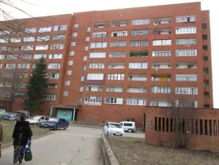 Жилое помещение площадью 33.7 кв. м, кадастровый номер 50:60:0000000:10752 по адресу: Московская область, г. Пущино, мкр. АБ, д. 1, кв. 60. Без осмотра, заняты третьими лицами по договору коммерческого найма, возможно зарегистрированы лица. Управляющий не гарантирует отсутствие ограничений во время…