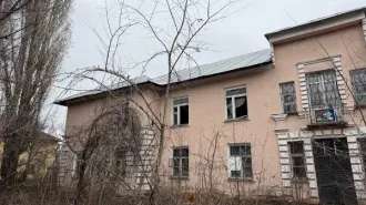 Административное здание, 1169,6 кв.м, Липецкая обл., г. Грязи, ул. Чернышевского, д. 7. Назначение: нежилое. Кадастровый номер: 48:02:1041804:217. Здание расположено на земельном участке с кадастровым номером 48:02:1041804:12. Количество этажей: 2. Обременения: арест, запрещение регистрации…