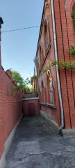 Здания 403 кв.м. и земельный участок 2250+/-17 кв.м. в Ингушетии: 1) Земельный участок, кадастровый номер: 06:01:0500001:1317, площадью 2 250 +/-17 кв.м., Земли населенных пунктов, вид разрешенного использования: под дошкольное детское учреждение, адрес: Республика Ингушетия, р-н Малгобекский, с…
