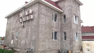 Жилой дом 398,9 кв.м, 2 этажный, кадастровый номер 50:23:0050223:2344, 
Земельный участок 1609 +/ 28 кв. м, кадастровый номер 50:23:0050164:226, земли сельскохозяйственного назначения под дачное строительство с правом возведения жилого дома и правом регистрации и проживания в нем
Адрес…