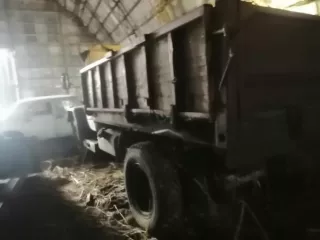 Грузовой автомобиль КАМАЗ 5320, 1986 г.в. (двигатель неродной – без документов; не работает стартер; нет аккумулятора).