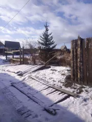 1/3 доли земельного участка площадью 576 кв.м, кадастровый номер 03:06:530105:285. Категория земель: сельскохозяйственного назначения. Разрешенное использование: для ведения гражданами садоводства и огородничества. Адрес: Респ. Бурятия, Заиграевский р-н, СНТ «Кирпичник», участок №119.