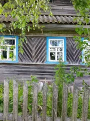 Дом, 60.1 кв.м, Вологодская обл., Чагодощенский р-н, д. Бабушкино, 1/4 доля в праве на жилое здание, площадь: 60,1кв.м., адрес (местонахождение): Вологодская область, р-н. Чагодощенский, д. Бабушкино, д. 12, кадастровый номер: 35:18:0403007:77