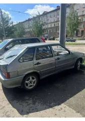 LADA 211440 Samara 2008 года, цвет серо-зеленый, госномер Т104СМ96, VIN XTA211440C5067680. Передний привод, механическая коробка передач, на ходу. Имеется ржавчина на правых передних и задних крыльях и багажнике, износ салона, следы сколов на капоте. Не работает печка. Пробег 100266 км.