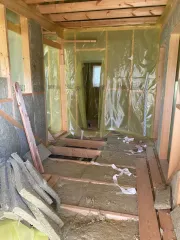 Земельный участок 875 м² и дом 118,9 м² Вологодская область Земельный участок и расположенный на нем объект незавершенного строительства в г. Вологда Земельный участок, площадью 875 +/- 10 кв. м, категория земель: земли населенных пунктов, разрешенное использование: для индивидуального жилищного…