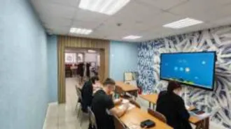 Нежилое помещение магазин 60,7 кв.м в Биробиджане, кадастровый номер 79:01:0300004:1115, виды разрешенного использования объекта недвижимости: Торговые помещения, местоположение: Еврейская автономная область, г Биробиджан, ул. Шолом-Алейхема, д. 20, площадь 60,7 кв.м, этаж № 1. Движимое имущество…