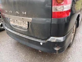 Toyota Noah 2004 года, черный цвет, государственный регистрационный знак Р969АХ04, номер кузова AZR650082366. ПТС отсутствует, наложен арест и запрет регистрационных действий.