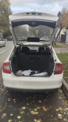 Skoda Rapid 2016 года, цвет белый, VIN XW8AC1NH2GK115427. АКБ отсутствует, по информации пробита прокладка ГБЦ. Автомобиль в залоге. Ознакомление по предварительной записи по телефону +79800668495 или email sergey.markelov.au@yandex.ru.