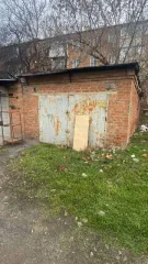 Гараж 21.3 кв.м в Ростовской области. Нежилое здание (гараж), площадью 21,3 кв.м, КН: 61:59:0020336:1413, расположенный по адресу: Ростовская область, г. Шахты, ул. Маяковского, в районе дома №60.