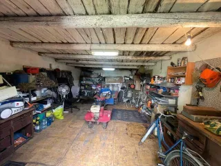 Гараж 28 кв.м и земельный участок 35 +/- 2 кв.м в Калининградской области, г. Мамоново, ул. Жабинского, дом 23. Здание: нежилое, кадастровый номер 39:21:010217:357, 1 этаж, 2000 год постройки. Участок: кадастровый номер 39:21:010217:3, разрешенное использование под существующий гараж, категория…