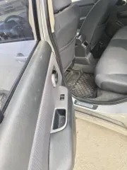Nissan Tiida 2008 автомобиль марки Nissan модель Tiida 2008 г.в. VIN-номер 3N1FCAC11UL455863 адрес нахождения ТС.Москва, 3-я Нововатутинская По предварительной записи по эл. почте cos8569600@mail.ru и тел. +7 985 425-39-02