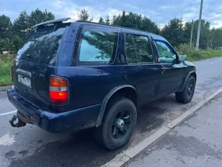 Nissan Pathfinder, 1999 года выпуска, VIN JN1TAZR50U0003013, 170 л.с., 400000 км, полный привод. Автомобиль исправен, на ходу. Пробег составляет ориентировочно 400000 километров. Автомобиль имеет следующие неисправности, требующие устранения: неисправен одометр, по кузову наблюдаются незначительные…