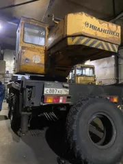 Автокран, 2012 г.в., цвет - серый, г/н С887КЕ14, VIN XVN457171C0103304, номер шасси X1P432000C1381774, номер кузова 432000С0002661. Местонахождение: РС(Я), Мирнинский район. Собственник ООО "Мирнинское управление ВСЭМ" Автокран, 2012 г.в., цвет - серый, г/н С887КЕ14, VIN XVN457171C0103304, номер…