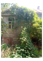 Два дома 52 м² и участки 1000 м² в Воронежской области. Земельный участок, общей площадью 1000 м2, кадастровый (условный) номер: 36:02:3600044:79. Жилой дом, площадью 52 м2, кадастровый (условный) номер: 36:02:3600044:122, расположенные по адресу: Воронежская область, Бобровский р-н, с. Хреновое…