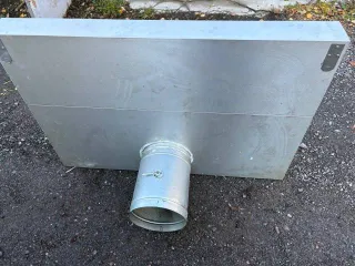 Вытяжной зонт Kayman ZVP-211/1207 пристенный, 1200х700х400мм, KAYMAN ЗВП-211/1207. Бывшее в употреблении имущество, могут иметься скрытые недостатки.