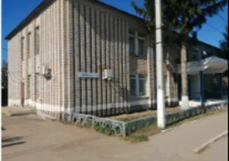 Земельный участок 1133 кв.м с нежилыми зданиями, Самарская область. Кадастровый номер участка: 63:36:0105019:65. Кадастровые номера зданий: 63:36:0105019:147, 63:36:0105019:148. Адрес: Самарская область, Шенталинский район, ст. Шентала, ул. Советская, д. 9.