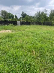 Земельный участок площадью 600 кв.м. Назначение: земли населенных пунктов. Адрес: Россия, Псковская область, Псковский район, деревня Дуброво. Кадастровый номер: 60:18:0110501:490. Ознакомление с имуществом производится с понедельника по пятницу с 09:00 до 18:00 по предварительной договоренности по…