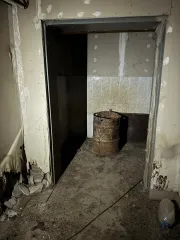 Нежилое помещение 227,5 кв.м, Воркута, ул. Димитрова, 15к1 (Республика Коми). Нежилое помещение (к/н 11:16:1704001:3702), расположенное по адресу Республика Коми, г. Воркута, ул. Димитрова, д. 15, корп. 1, общей площадью 227,5 кв. м.