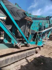 NORDBERG LOKOTRAC ST 3.5, 2011. Грохот, год производства машины: 2011, заводской номер машины: 76514, модель, номер двигателя: C 4.4, 44606385, вид движителя: гусеничный, цвет машины: бежевый, гос. номер: 64 AA 2995, паспорт самоходной машины: RU СВ 524825. В залоге у ООО «МЕТ-М» и ПАО Сбербанк.